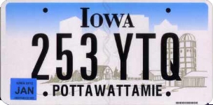 We buy junk cars in Lake Mills Iowa